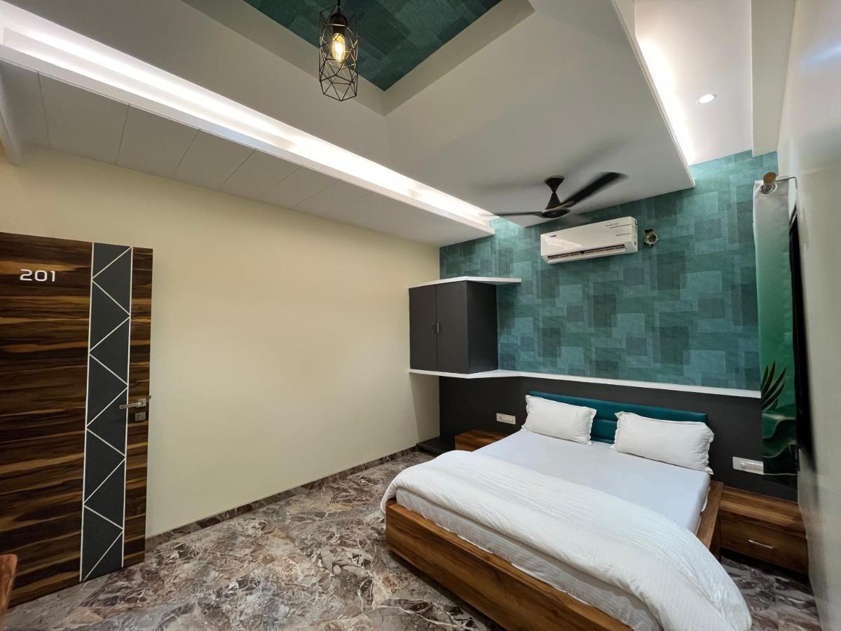 Hotel Aryadeep Phardāpur エクステリア 写真