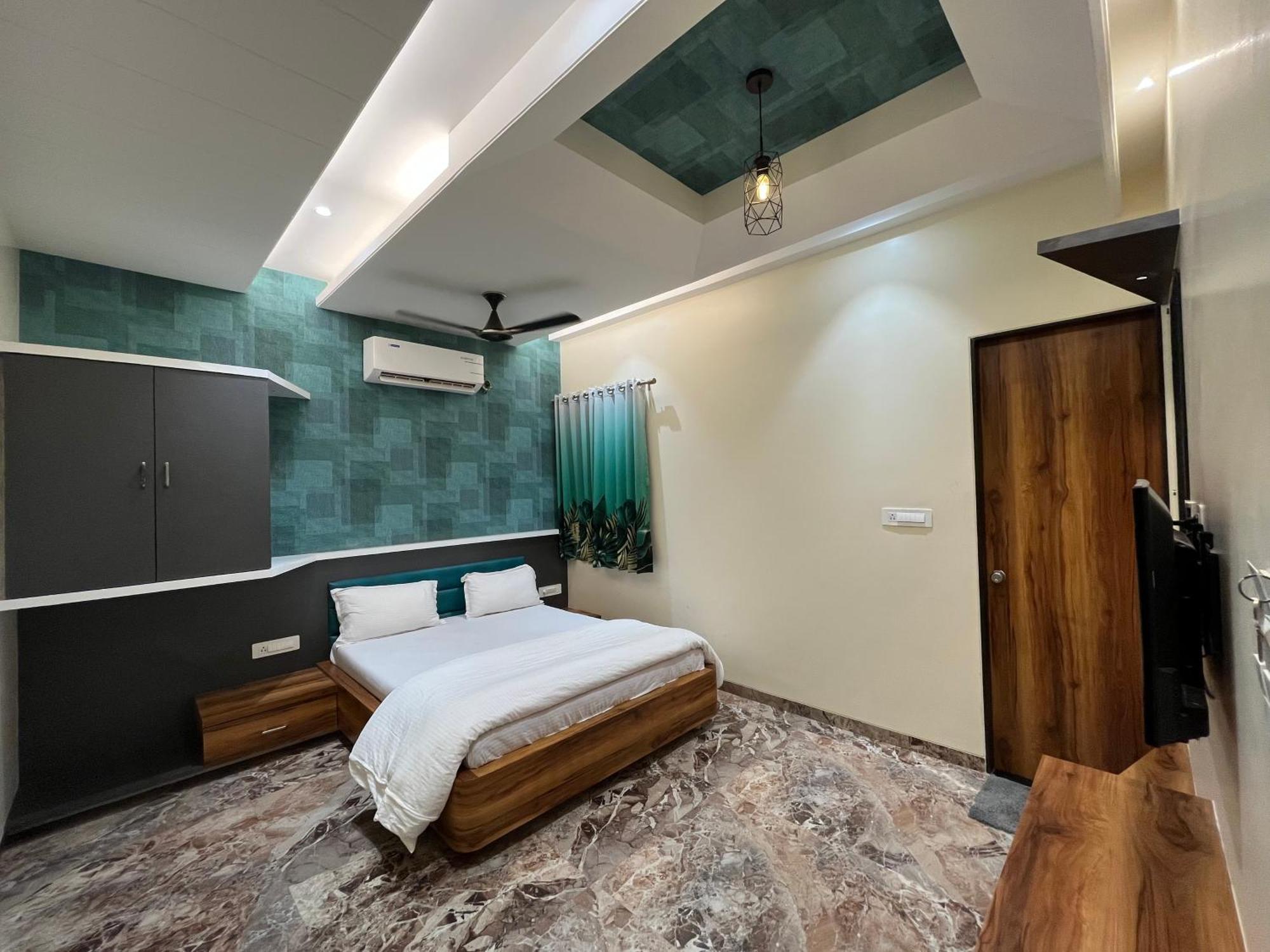 Hotel Aryadeep Phardāpur エクステリア 写真