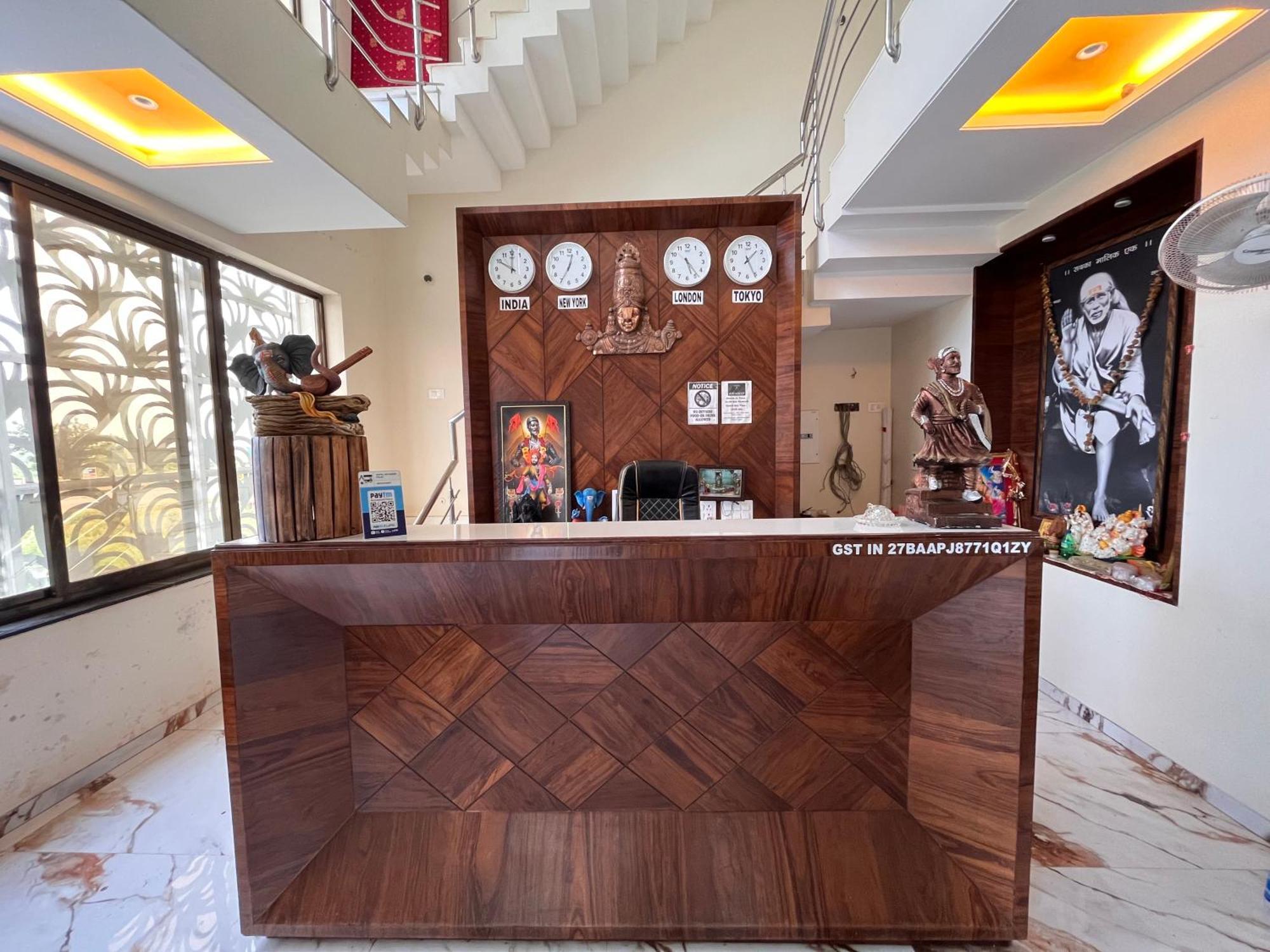 Hotel Aryadeep Phardāpur エクステリア 写真